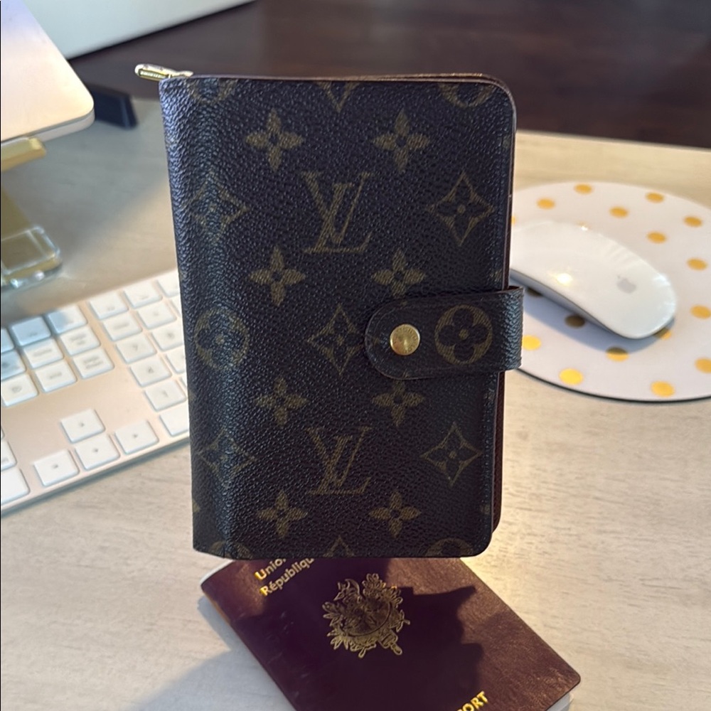 Authentic Louis Vuitton Brown Monogram Passport Holder